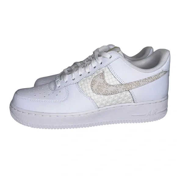 Nike Air Force 1 ‘07 SE White Multi Color Sail DO9458 100 Women’s Size 10 - Picture 2 of 4
